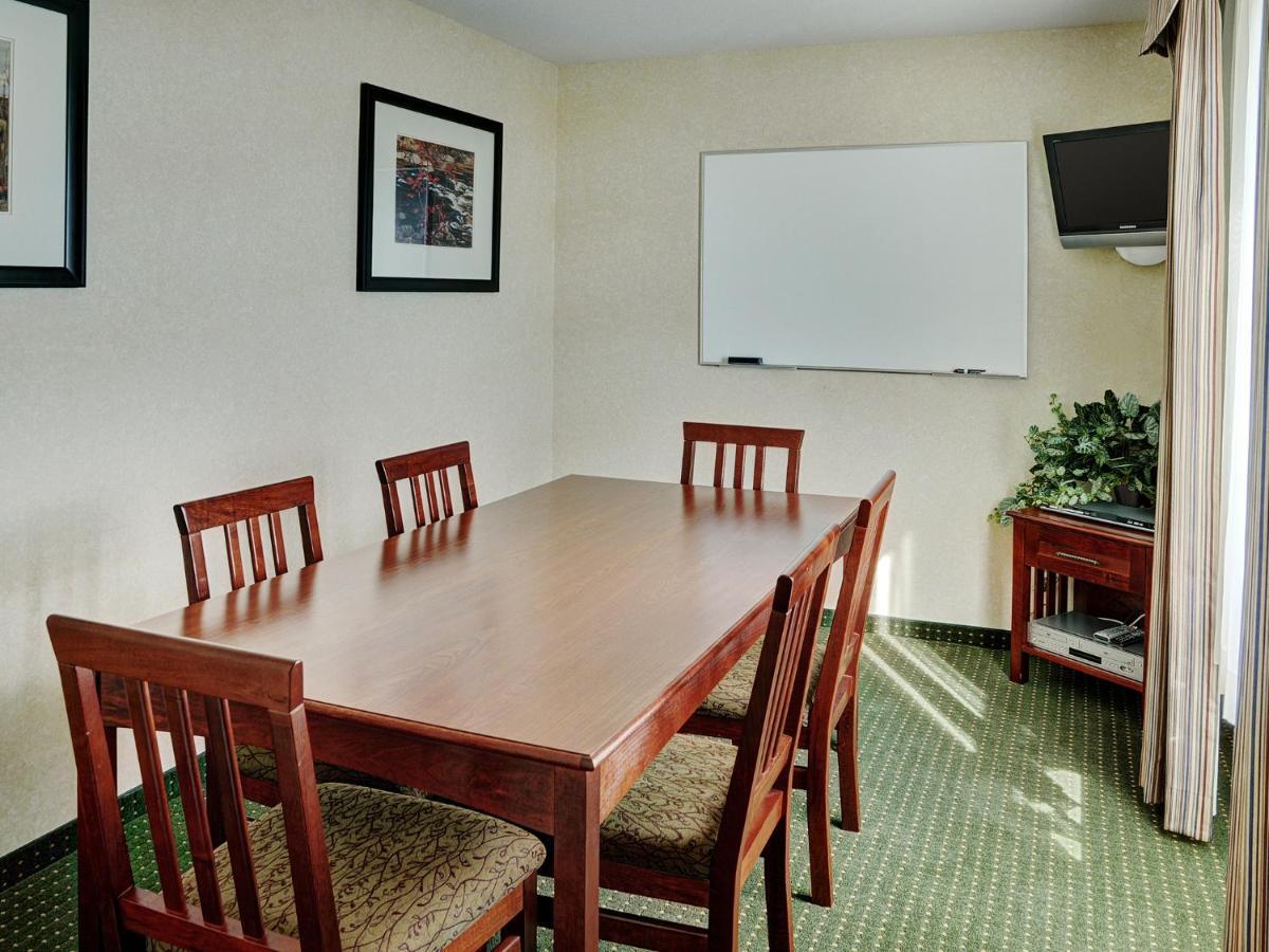 Lakeview Inns & Suites - Slave Lake ภายนอก รูปภาพ